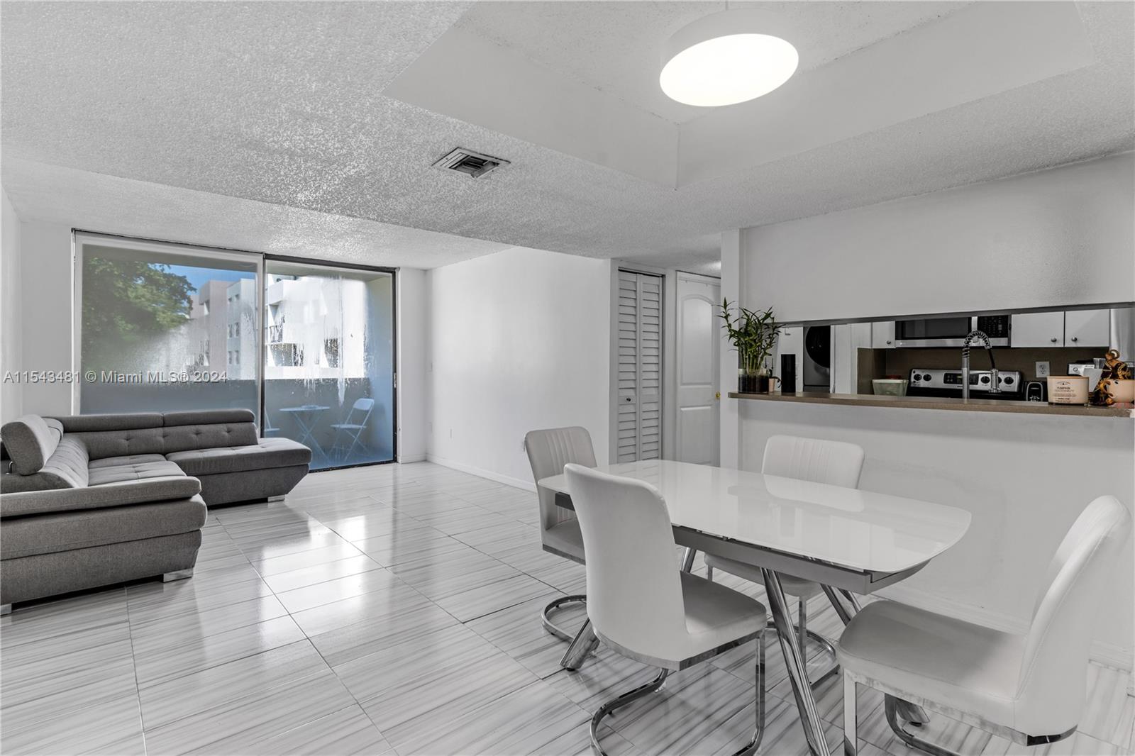 8000 SW 149th Ave A203, Miami, Florida 33193, 2 Bedrooms Bedrooms, ,2 BathroomsBathrooms,Residential,For Sale,8000 SW 149th Ave A203,A11543481