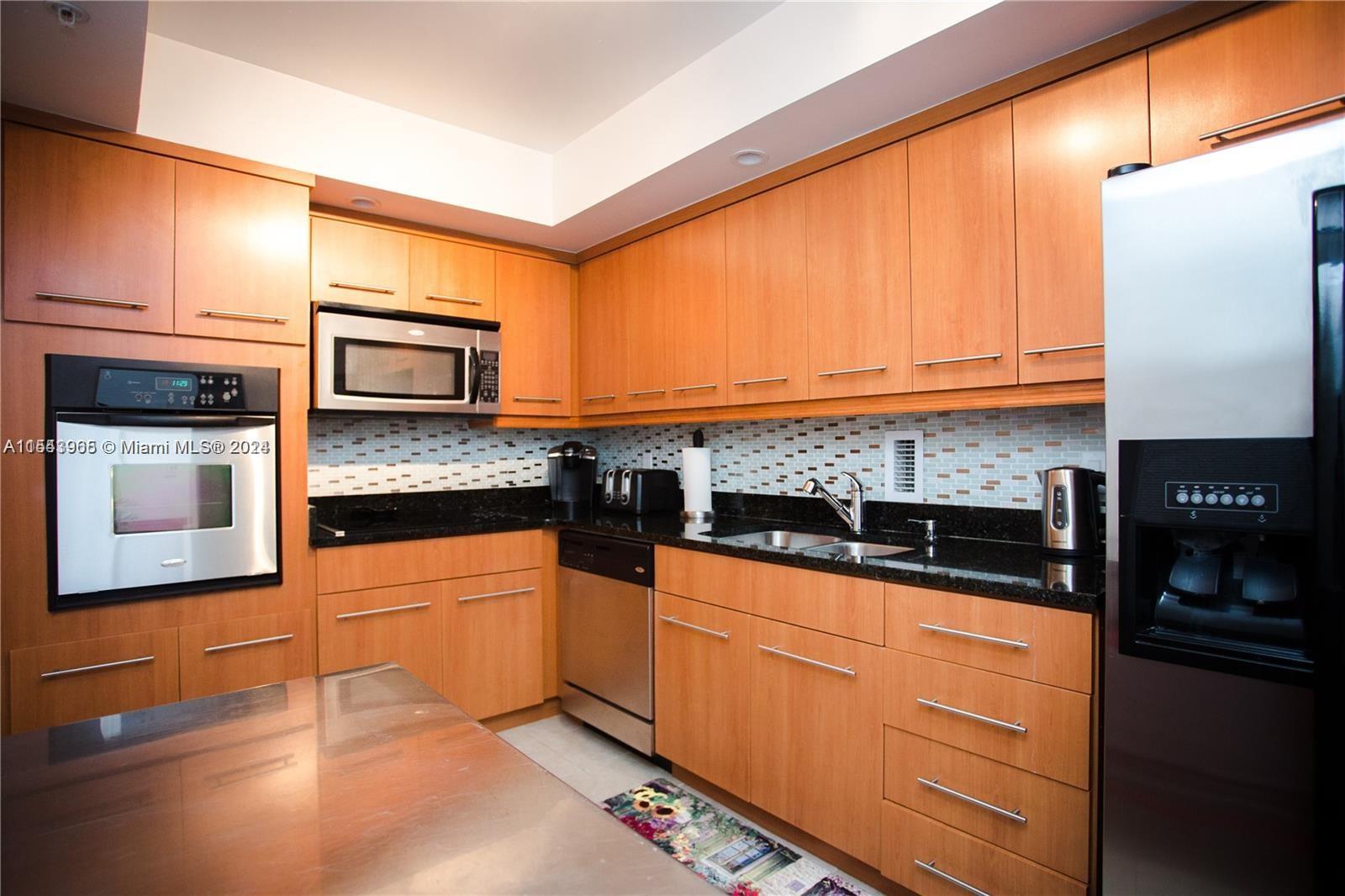 4001 S Ocean Dr 3B, Hollywood, Florida 33019, 2 Bedrooms Bedrooms, ,2 BathroomsBathrooms,Residentiallease,For Rent,4001 S Ocean Dr 3B,A11543965