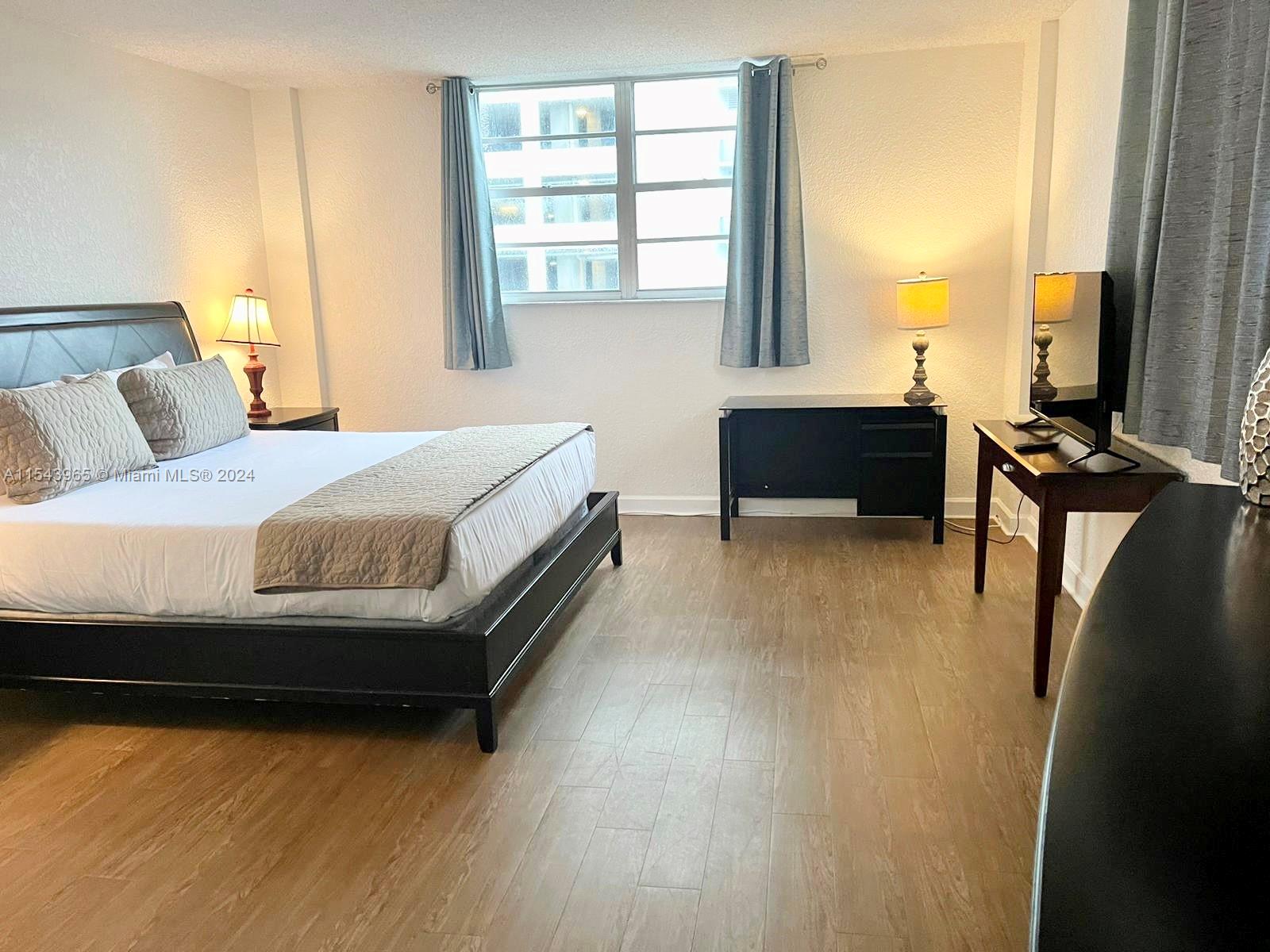 4001 S Ocean Dr 3B, Hollywood, Florida 33019, 2 Bedrooms Bedrooms, ,2 BathroomsBathrooms,Residentiallease,For Rent,4001 S Ocean Dr 3B,A11543965