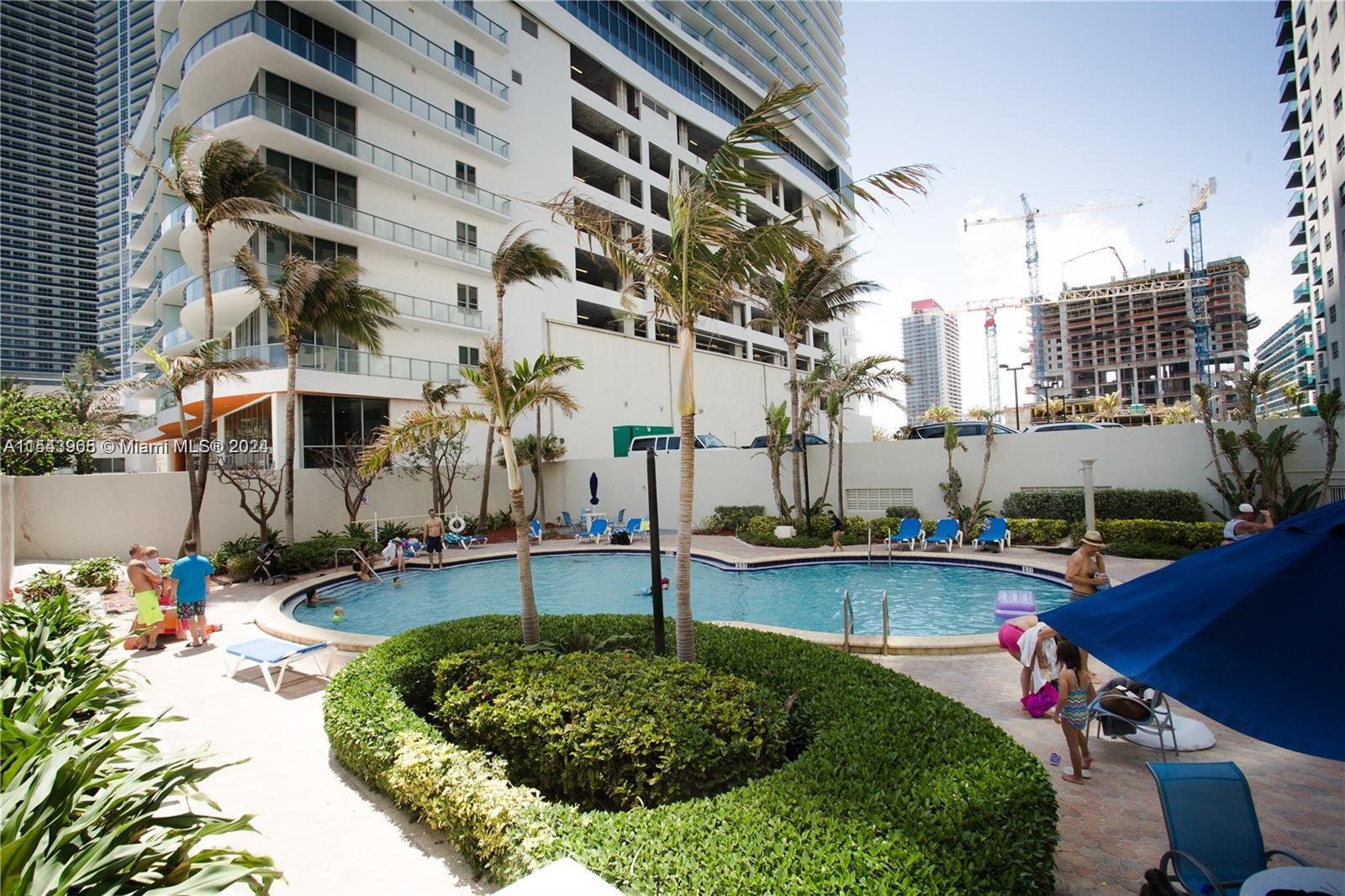 4001 S Ocean Dr 3B, Hollywood, Florida 33019, 2 Bedrooms Bedrooms, ,2 BathroomsBathrooms,Residentiallease,For Rent,4001 S Ocean Dr 3B,A11543965