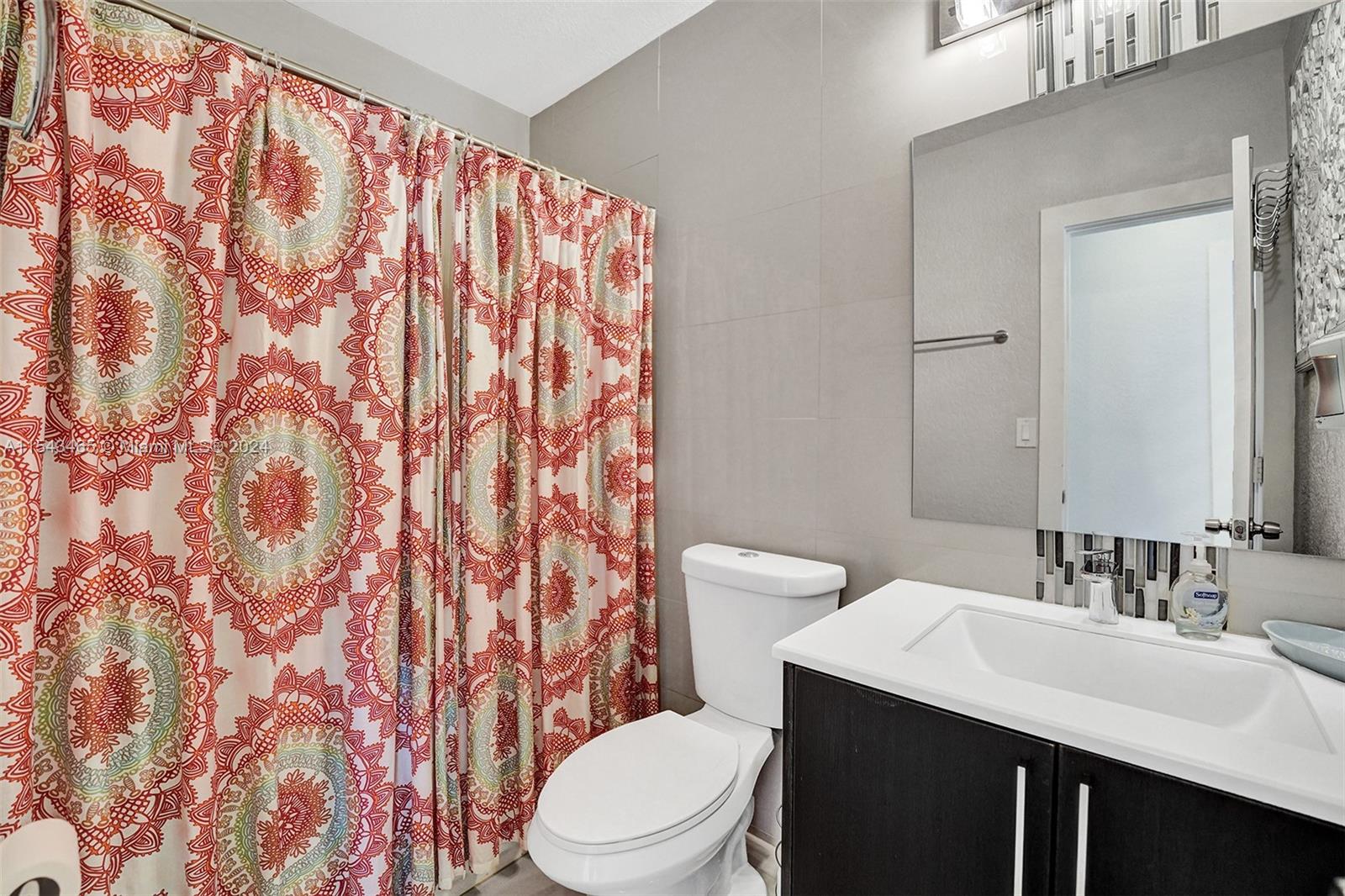 1146 NE 17th Ter, Fort Lauderdale, Florida 33304, 4 Bedrooms Bedrooms, ,3 BathroomsBathrooms,Residentiallease,For Rent,1146 NE 17th Ter,A11543465