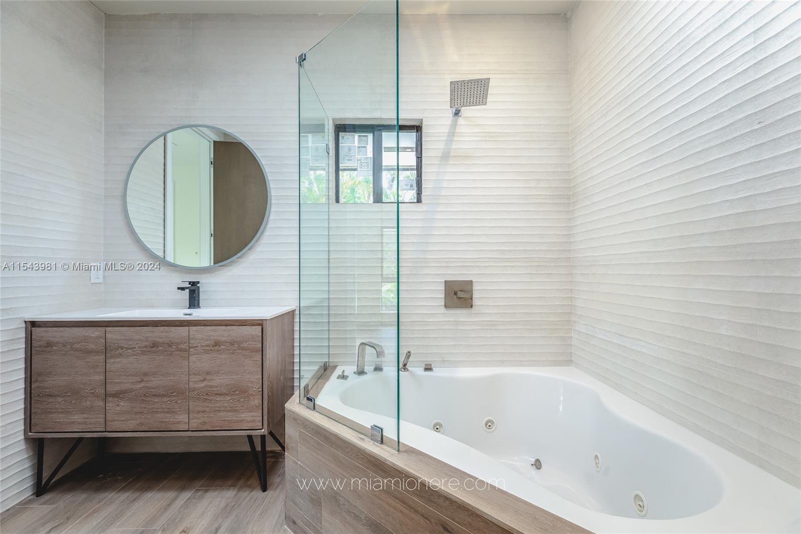 3900 Douglas Rd, Miami, FL, 33133 United States, 6 Bedrooms Bedrooms, ,4 BathroomsBathrooms,Residential,For Sale,Douglas Rd,A11543981