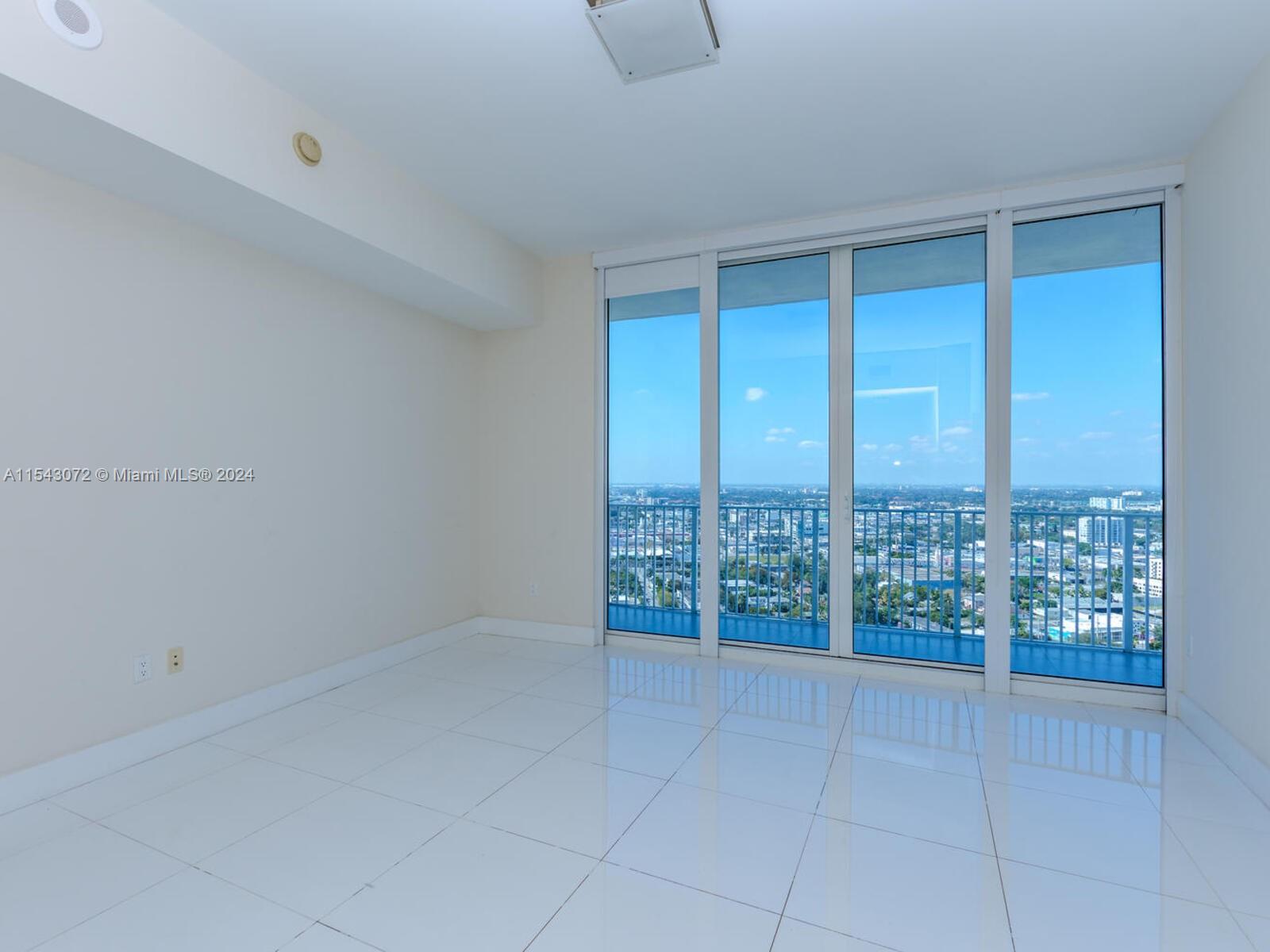 2020 N Bayshore Dr 3006, Miami, Florida 33137, 2 Bedrooms Bedrooms, ,2 BathroomsBathrooms,Residential,For Sale,2020 N Bayshore Dr 3006,A11543072