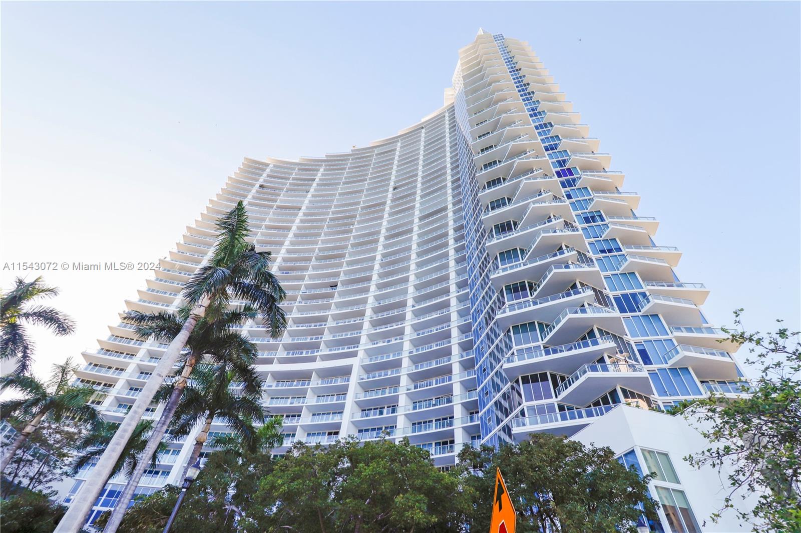 2020 N Bayshore Dr 3006, Miami, Florida 33137, 2 Bedrooms Bedrooms, ,2 BathroomsBathrooms,Residential,For Sale,2020 N Bayshore Dr 3006,A11543072