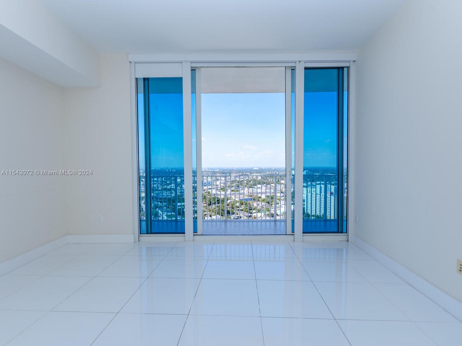 2020 N Bayshore Dr 3006, Miami, Florida 33137, 2 Bedrooms Bedrooms, ,2 BathroomsBathrooms,Residential,For Sale,2020 N Bayshore Dr 3006,A11543072