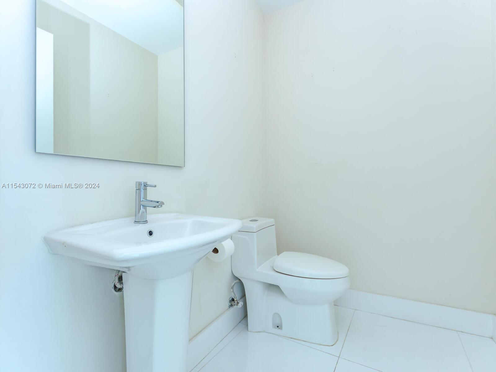 2020 N Bayshore Dr 3006, Miami, Florida 33137, 2 Bedrooms Bedrooms, ,2 BathroomsBathrooms,Residential,For Sale,2020 N Bayshore Dr 3006,A11543072