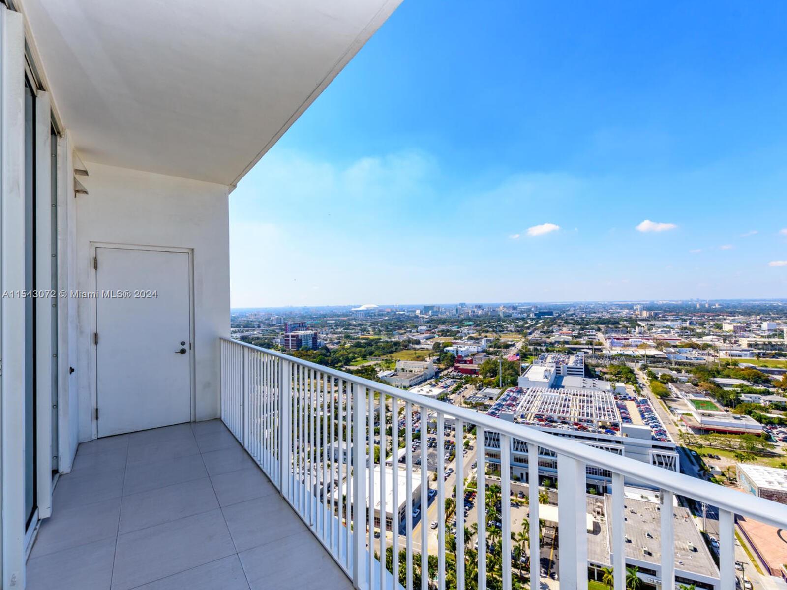 2020 N Bayshore Dr 3006, Miami, Florida 33137, 2 Bedrooms Bedrooms, ,2 BathroomsBathrooms,Residential,For Sale,2020 N Bayshore Dr 3006,A11543072