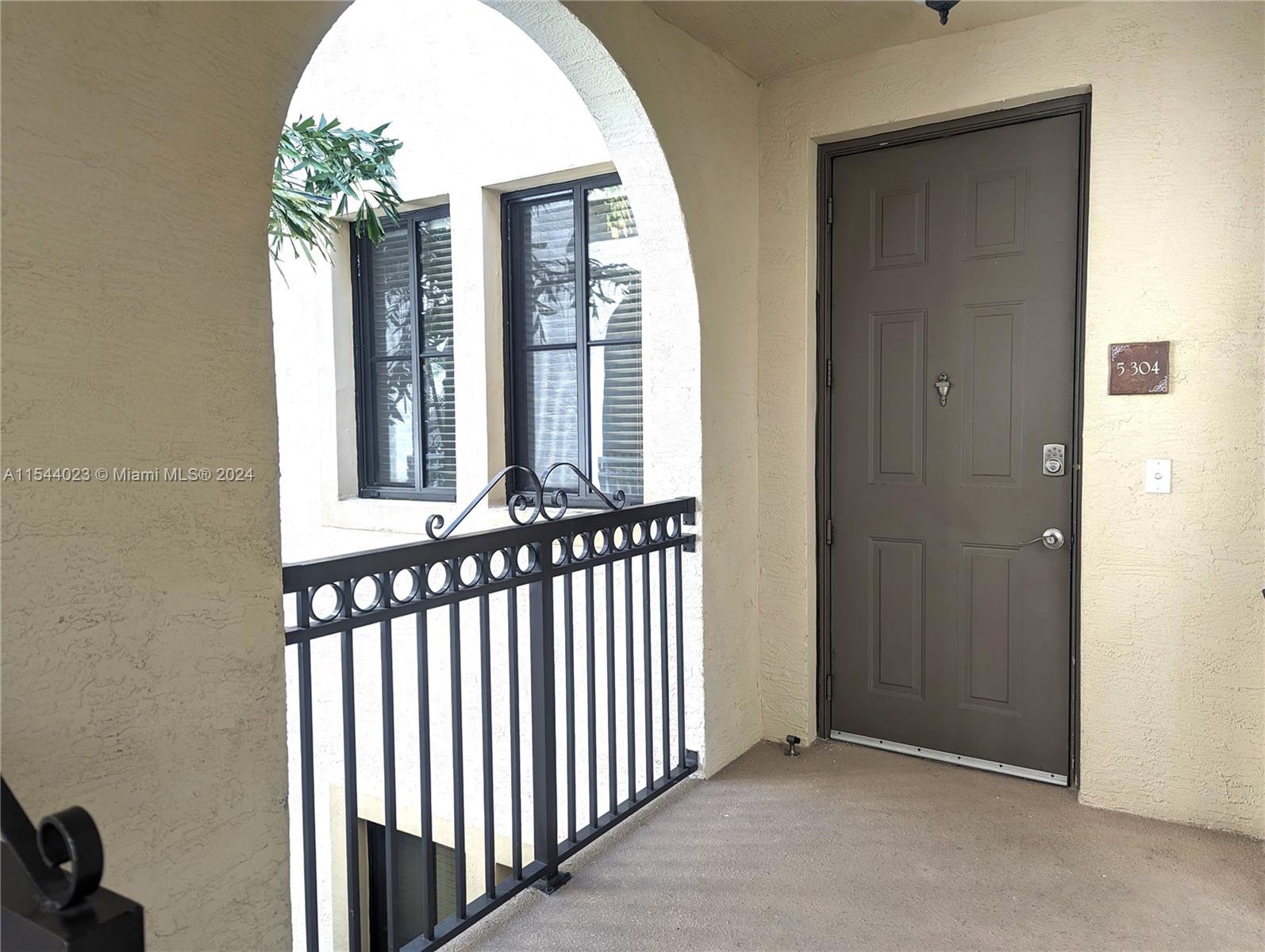 Sunrise, Florida 33323, 3 Bedrooms Bedrooms, ,2 BathroomsBathrooms,Residentiallease,For Rent,A11544023