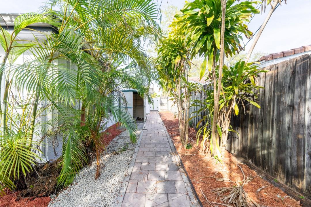 6220 21st Rd, Fort Lauderdale, FL, 33308 United States, 3 Bedrooms Bedrooms, ,2 BathroomsBathrooms,Residential,For Sale,21st Rd,A11542463