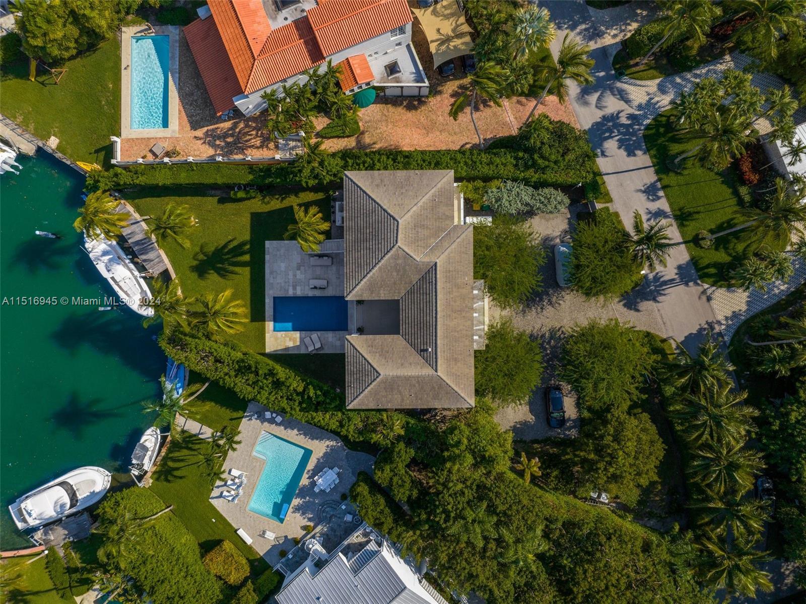 481 Mashta Drive, Key Biscayne, FL, 33149 United States, 5 Bedrooms Bedrooms, ,6 BathroomsBathrooms,Residential,For Sale,Mashta Drive,A11516945