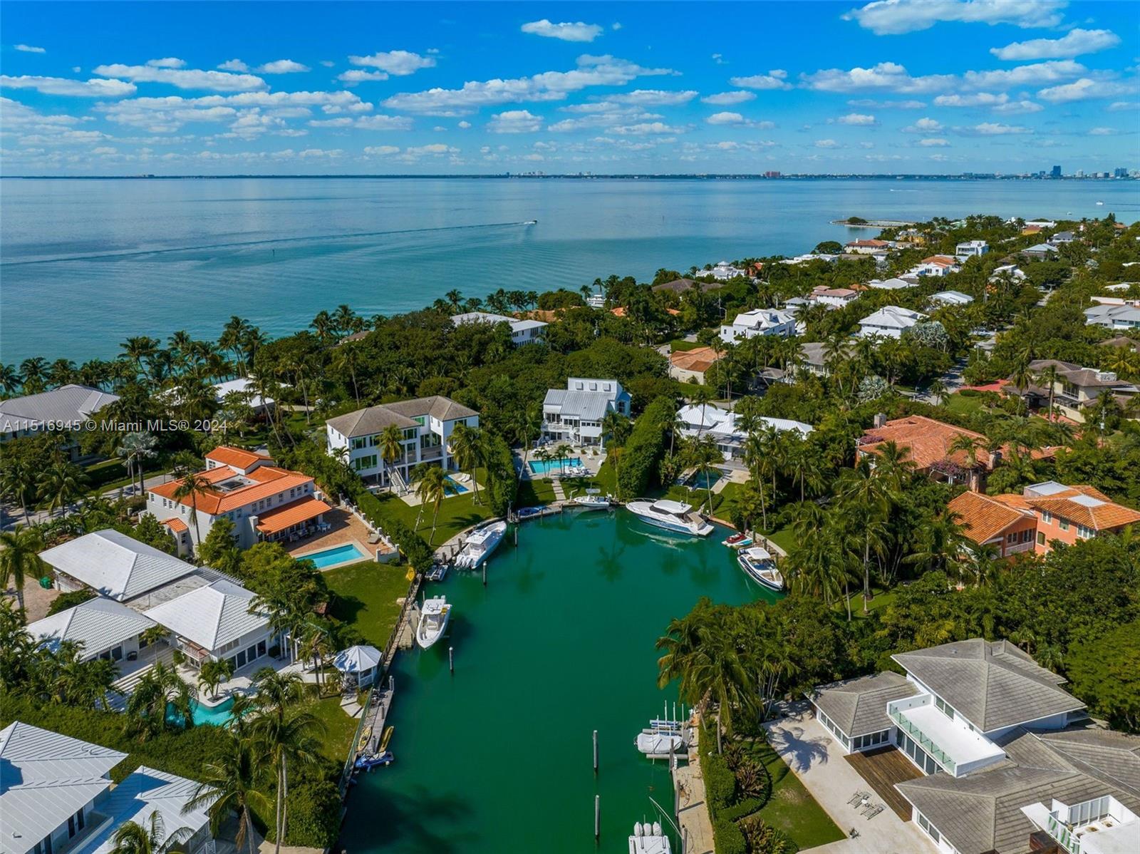 481 Mashta Drive, Key Biscayne, FL, 33149 United States, 5 Bedrooms Bedrooms, ,6 BathroomsBathrooms,Residential,For Sale,Mashta Drive,A11516945