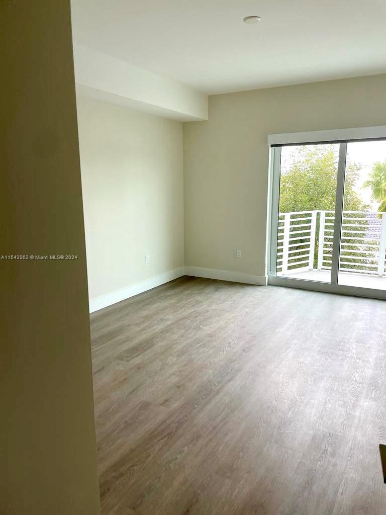 1938 Jackson St 403, Hollywood, Florida 33020, 1 Bedroom Bedrooms, ,1 BathroomBathrooms,Residential,For Sale,1938 Jackson St 403,A11543962