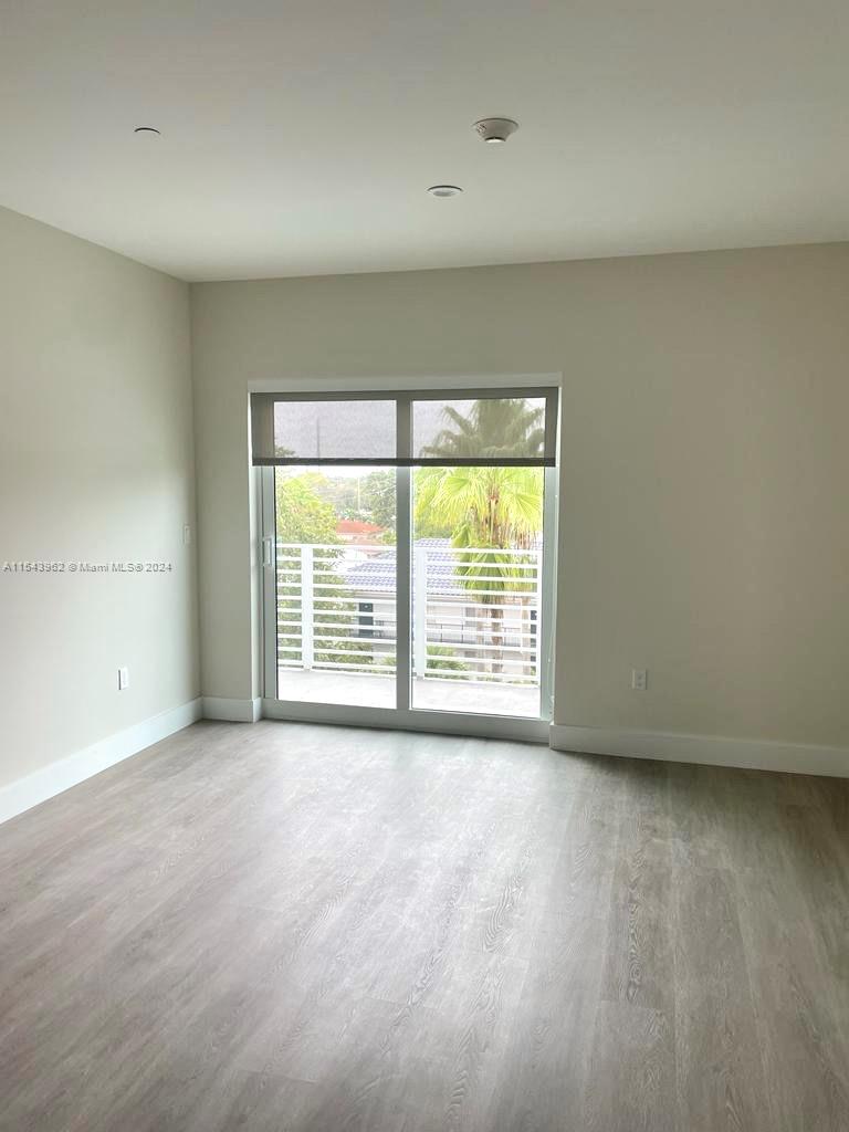 1938 Jackson St 403, Hollywood, Florida 33020, 1 Bedroom Bedrooms, ,1 BathroomBathrooms,Residential,For Sale,1938 Jackson St 403,A11543962