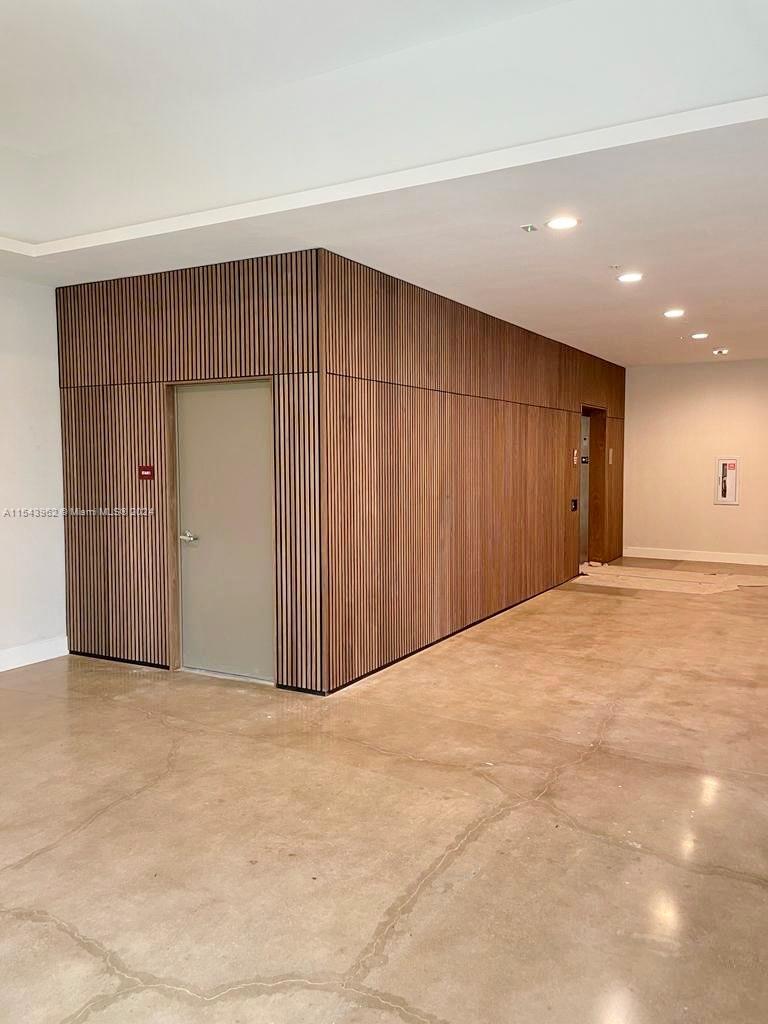 1938 Jackson St 403, Hollywood, Florida 33020, 1 Bedroom Bedrooms, ,1 BathroomBathrooms,Residential,For Sale,1938 Jackson St 403,A11543962