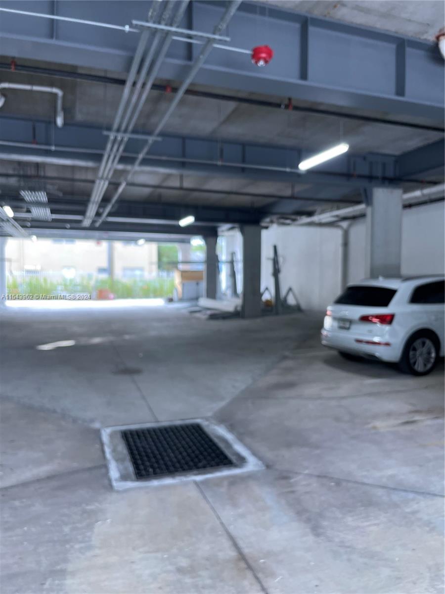 1938 Jackson St 403, Hollywood, Florida 33020, 1 Bedroom Bedrooms, ,1 BathroomBathrooms,Residential,For Sale,1938 Jackson St 403,A11543962