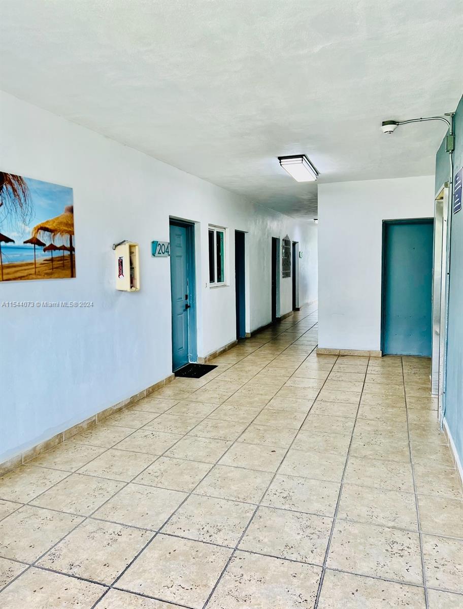 1939 Jefferson St 203, Hollywood, Florida 33020, 1 Bedroom Bedrooms, ,1 BathroomBathrooms,Residential,For Sale,1939 Jefferson St 203,A11544073