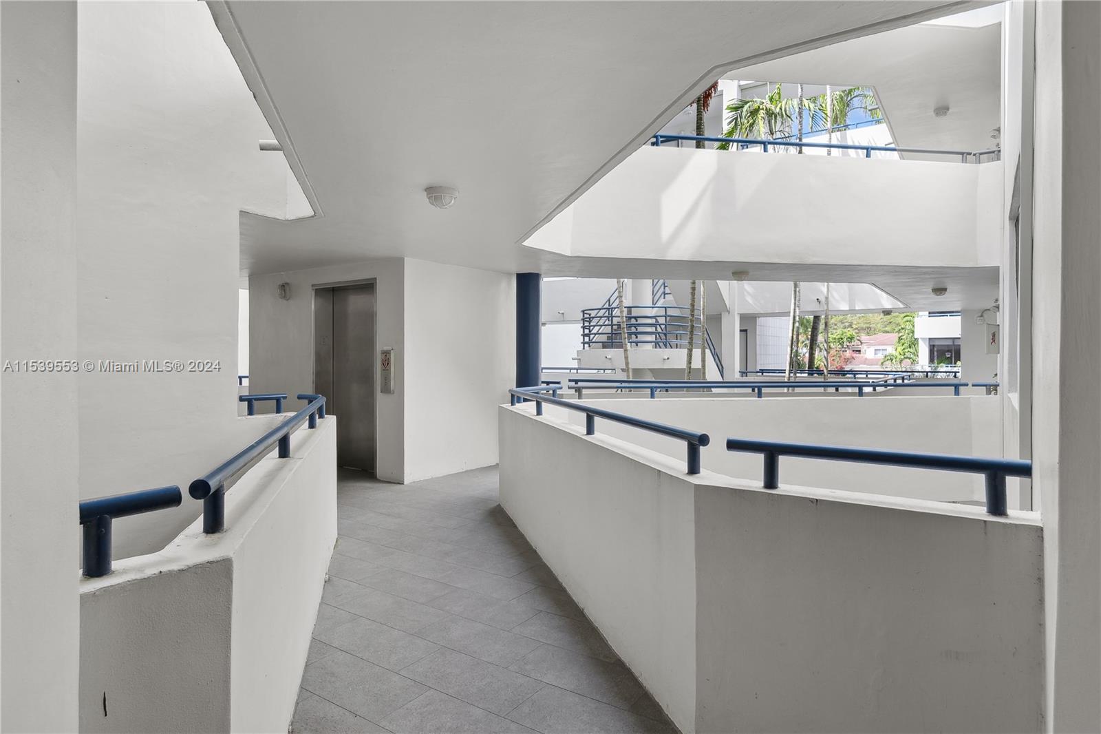 21085 NE 34th Ave 203-1, Aventura, Florida 33180, 2 Bedrooms Bedrooms, ,2 BathroomsBathrooms,Residential,For Sale,21085 NE 34th Ave 203-1,A11539553