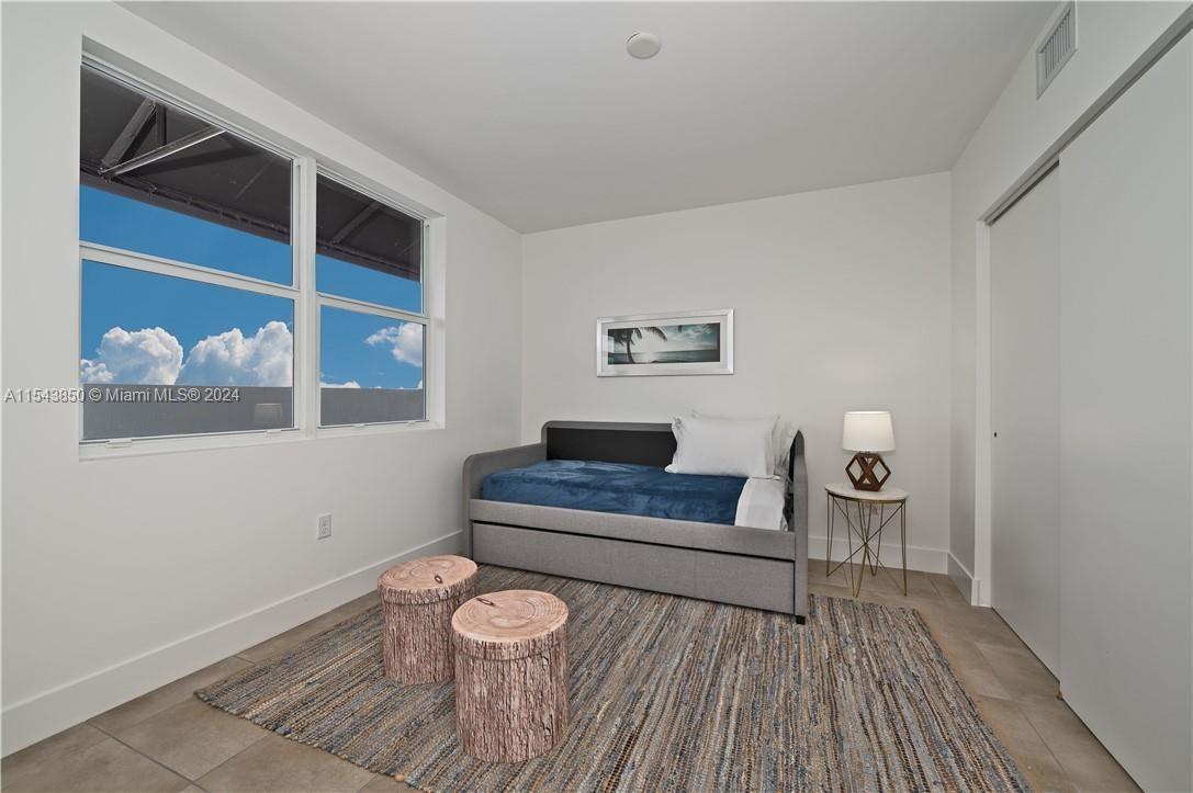 3565 NE 5th Ave 9, Oakland Park, Florida 33334, 1 Bedroom Bedrooms, ,1 BathroomBathrooms,Residential,For Sale,3565 NE 5th Ave 9,A11543850