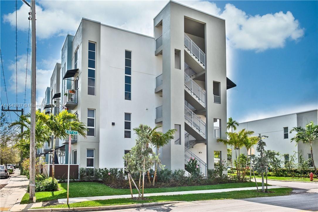 3565 NE 5th Ave #2 For Sale A11543837, FL