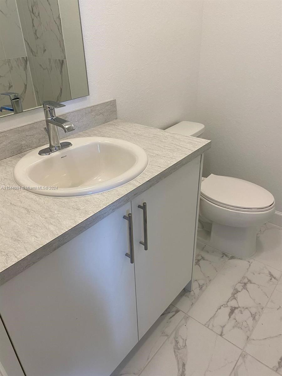 388 NW 12th Pl 388, Florida City, Florida 33034, 3 Bedrooms Bedrooms, ,2 BathroomsBathrooms,Residentiallease,For Rent,388 NW 12th Pl 388,A11544094