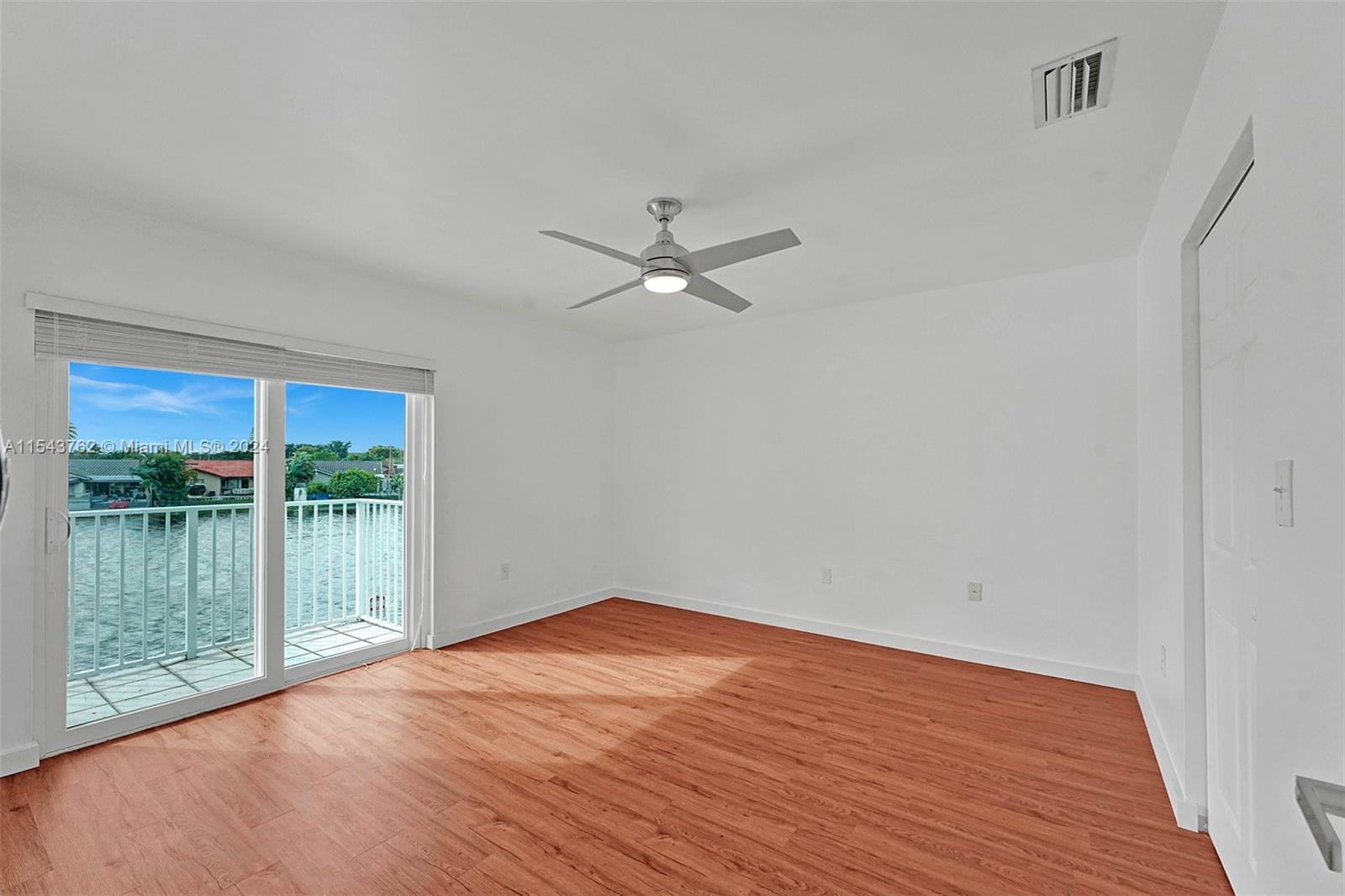 6980 NW 173rd Dr 608, Hialeah, Florida 33015, 2 Bedrooms Bedrooms, ,2 BathroomsBathrooms,Residentiallease,For Rent,6980 NW 173rd Dr 608,A11543762