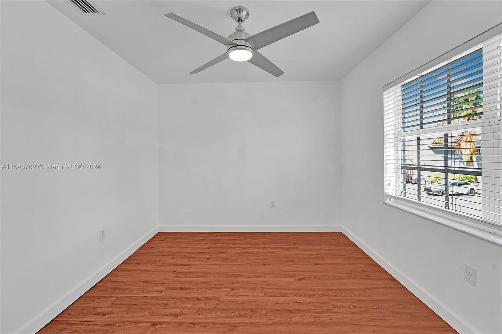 6980 NW 173rd Dr 608, Hialeah, Florida 33015, 2 Bedrooms Bedrooms, ,2 BathroomsBathrooms,Residentiallease,For Rent,6980 NW 173rd Dr 608,A11543762