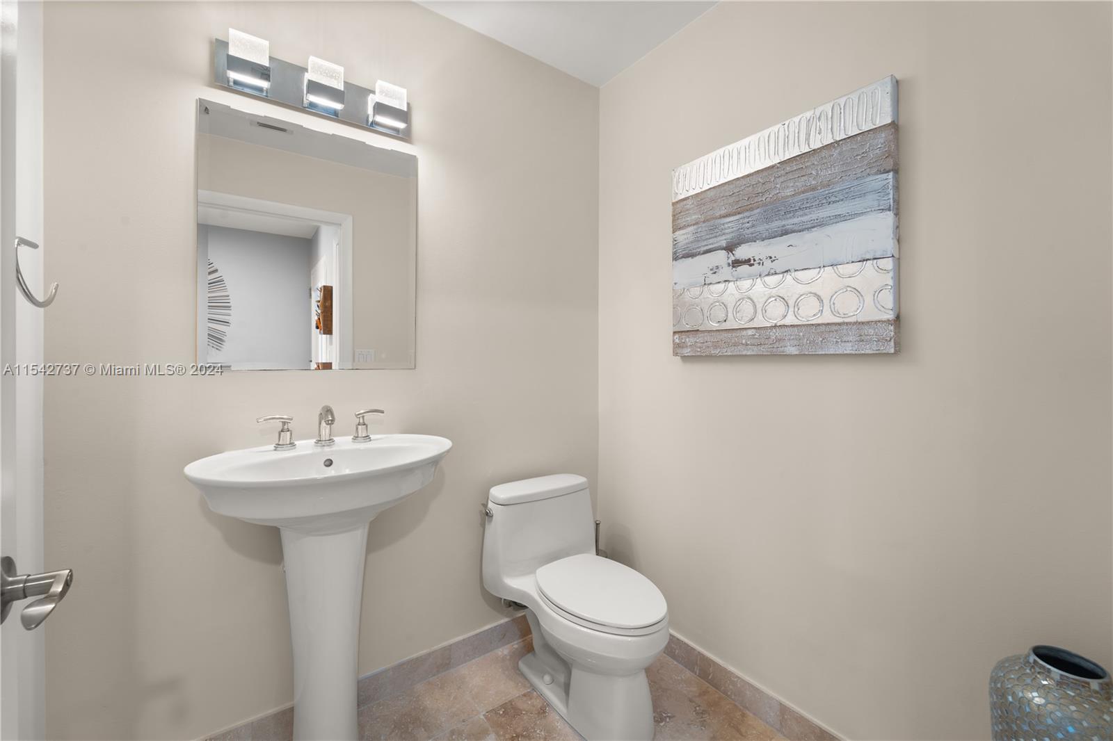 1945 S Ocean Dr 1409, Hallandale Beach, Florida 33009, 2 Bedrooms Bedrooms, ,2 BathroomsBathrooms,Residential,For Sale,1945 S Ocean Dr 1409,A11542737