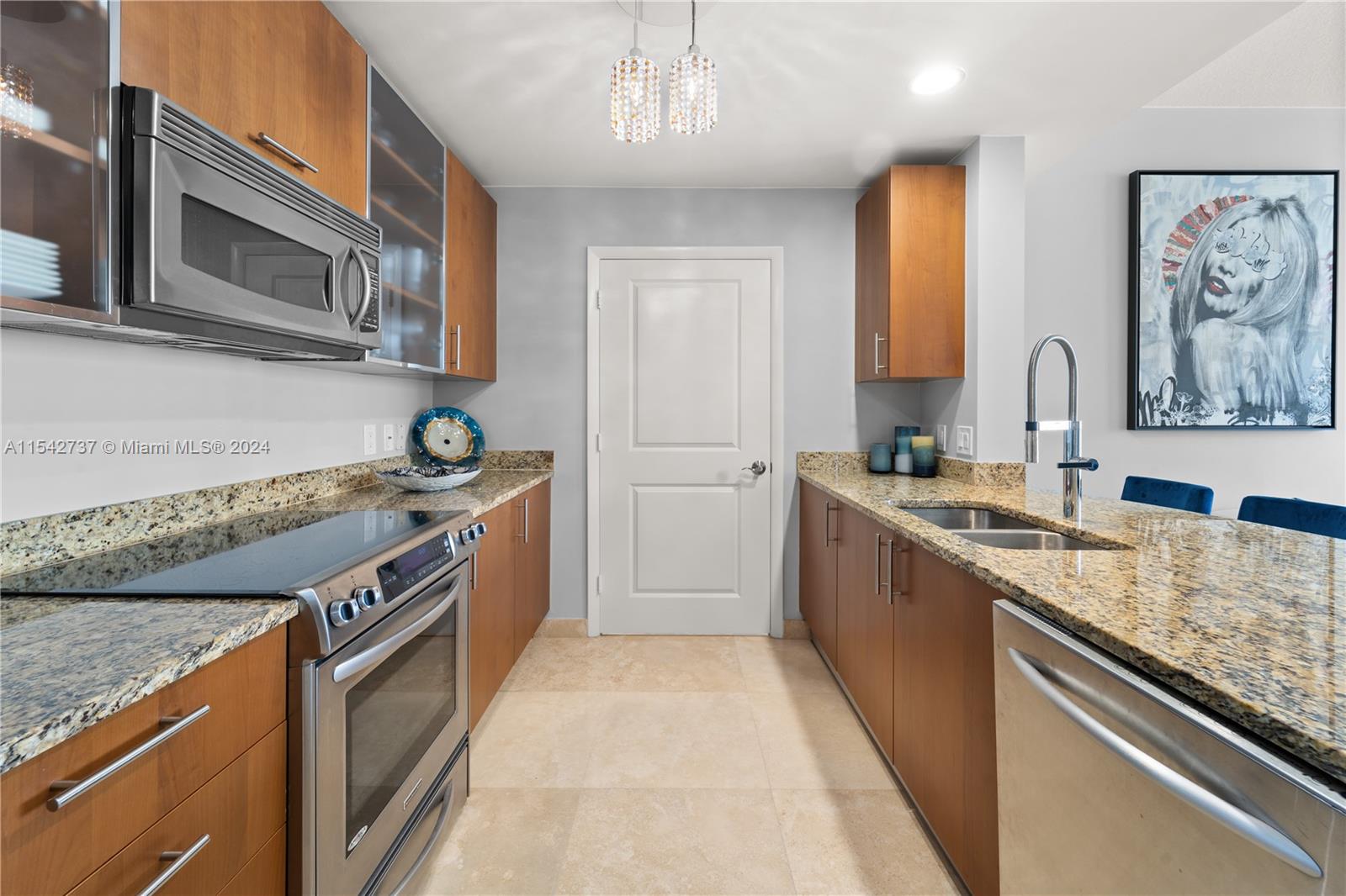 1945 S Ocean Dr 1409, Hallandale Beach, Florida 33009, 2 Bedrooms Bedrooms, ,2 BathroomsBathrooms,Residential,For Sale,1945 S Ocean Dr 1409,A11542737