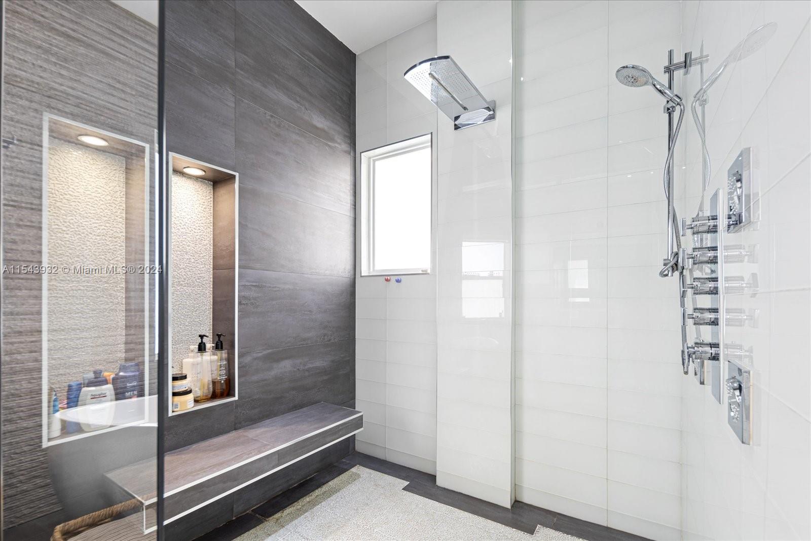 992 Sanibel Dr, Hollywood, FL, 33019 United States, 6 Bedrooms Bedrooms, ,5 BathroomsBathrooms,Residential,For Sale,Sanibel Dr,A11543932