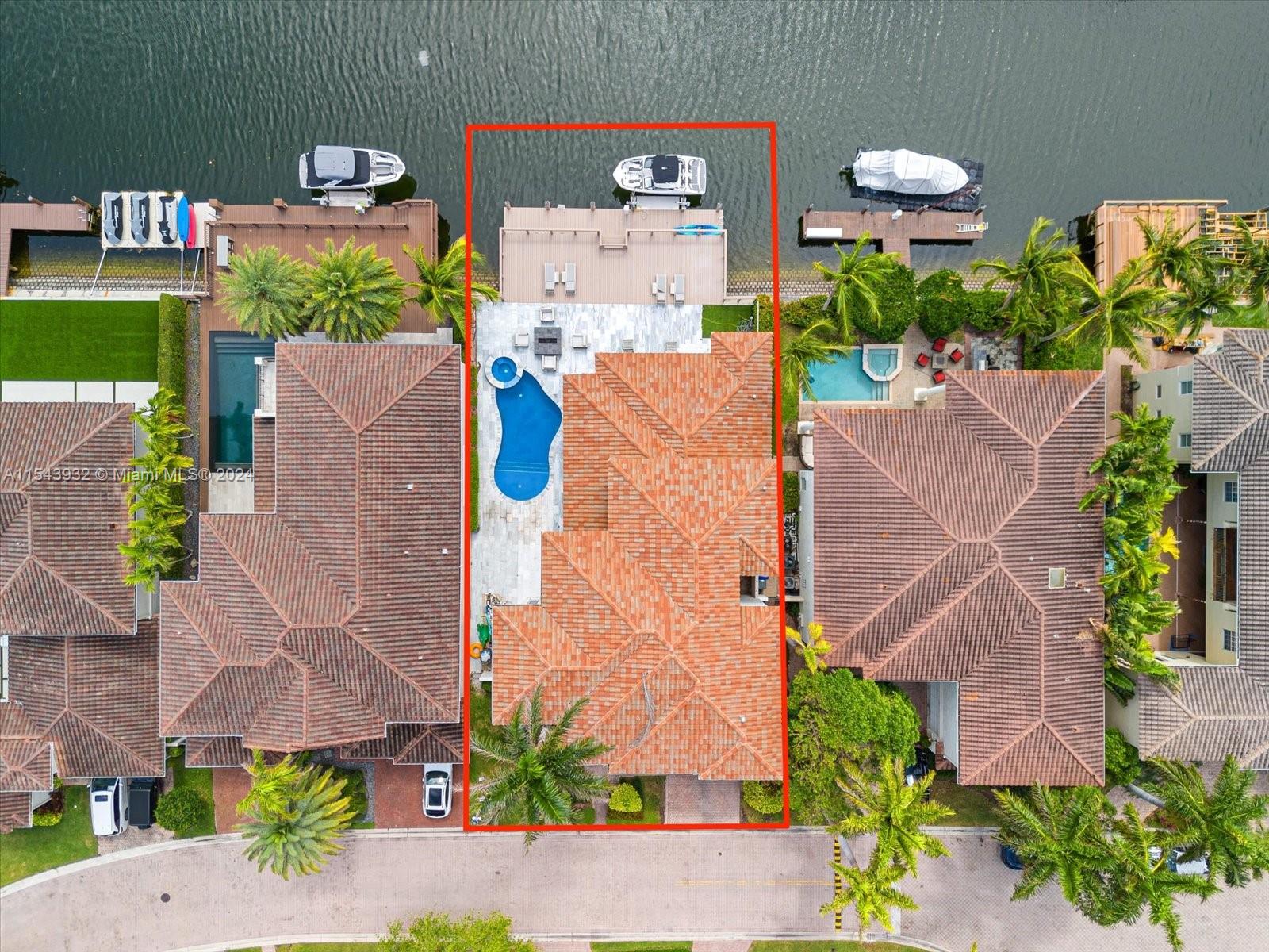 992 Sanibel Dr, Hollywood, FL, 33019 United States, 6 Bedrooms Bedrooms, ,5 BathroomsBathrooms,Residential,For Sale,Sanibel Dr,A11543932