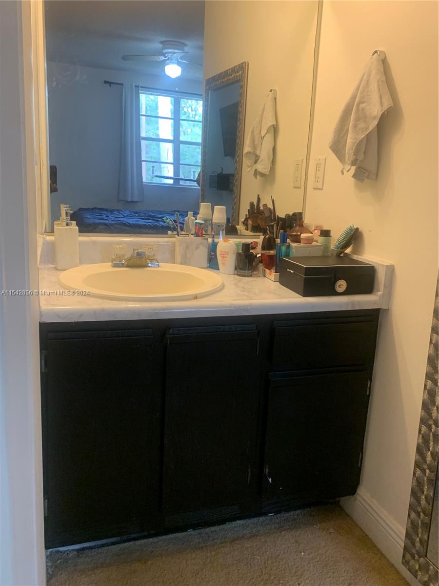 1237 SW 46th Ave 812, Pompano Beach, Florida 33069, 2 Bedrooms Bedrooms, ,1 BathroomBathrooms,Residentiallease,For Rent,1237 SW 46th Ave 812,A11542806