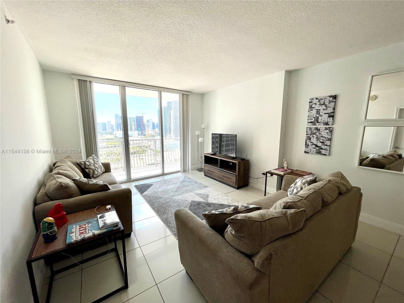 1750 N Bayshore Dr 2706, Miami, Florida 33132, 1 Bedroom Bedrooms, ,1 BathroomBathrooms,Residentiallease,For Rent,1750 N Bayshore Dr 2706,A11544138