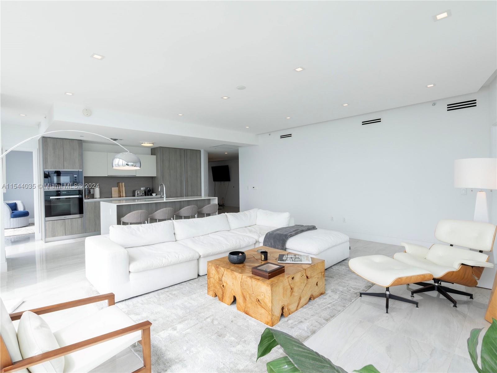 2900 NE 7th Ave 3907, Miami, Florida 33137, 3 Bedrooms Bedrooms, ,4 BathroomsBathrooms,Residentiallease,For Rent,2900 NE 7th Ave 3907,A11544035