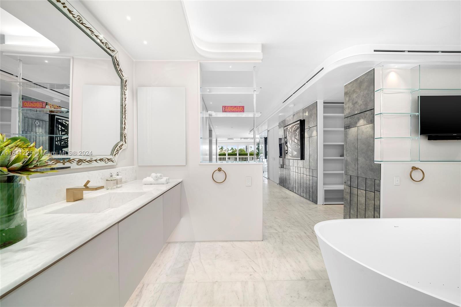 4512 Fisher Island Dr 4512, Miami Beach, Florida 33109, 4 Bedrooms Bedrooms, ,4 BathroomsBathrooms,Residential,For Sale,4512 Fisher Island Dr 4512,A11541225