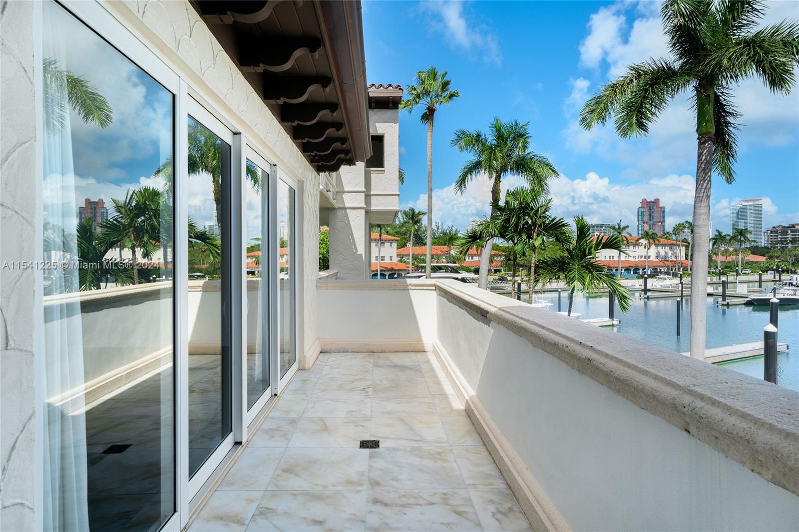4512 Fisher Island Dr 4512, Miami Beach, Florida 33109, 4 Bedrooms Bedrooms, ,4 BathroomsBathrooms,Residential,For Sale,4512 Fisher Island Dr 4512,A11541225