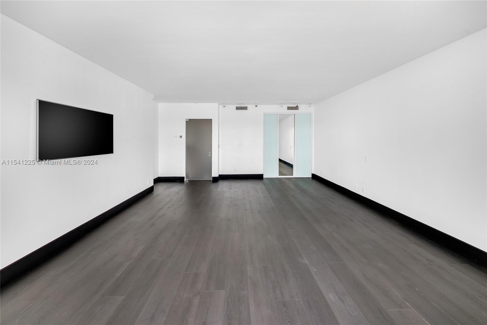 4512 Fisher Island Dr 4512, Miami Beach, Florida 33109, 4 Bedrooms Bedrooms, ,4 BathroomsBathrooms,Residential,For Sale,4512 Fisher Island Dr 4512,A11541225