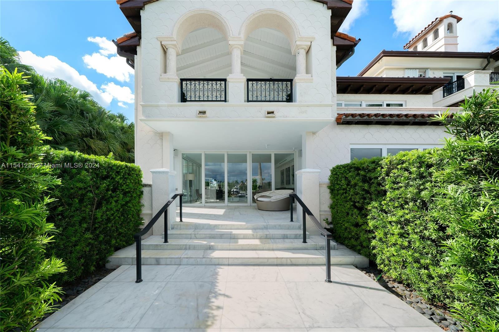 4512 Fisher Island Dr 4512, Miami Beach, Florida 33109, 4 Bedrooms Bedrooms, ,4 BathroomsBathrooms,Residential,For Sale,4512 Fisher Island Dr 4512,A11541225