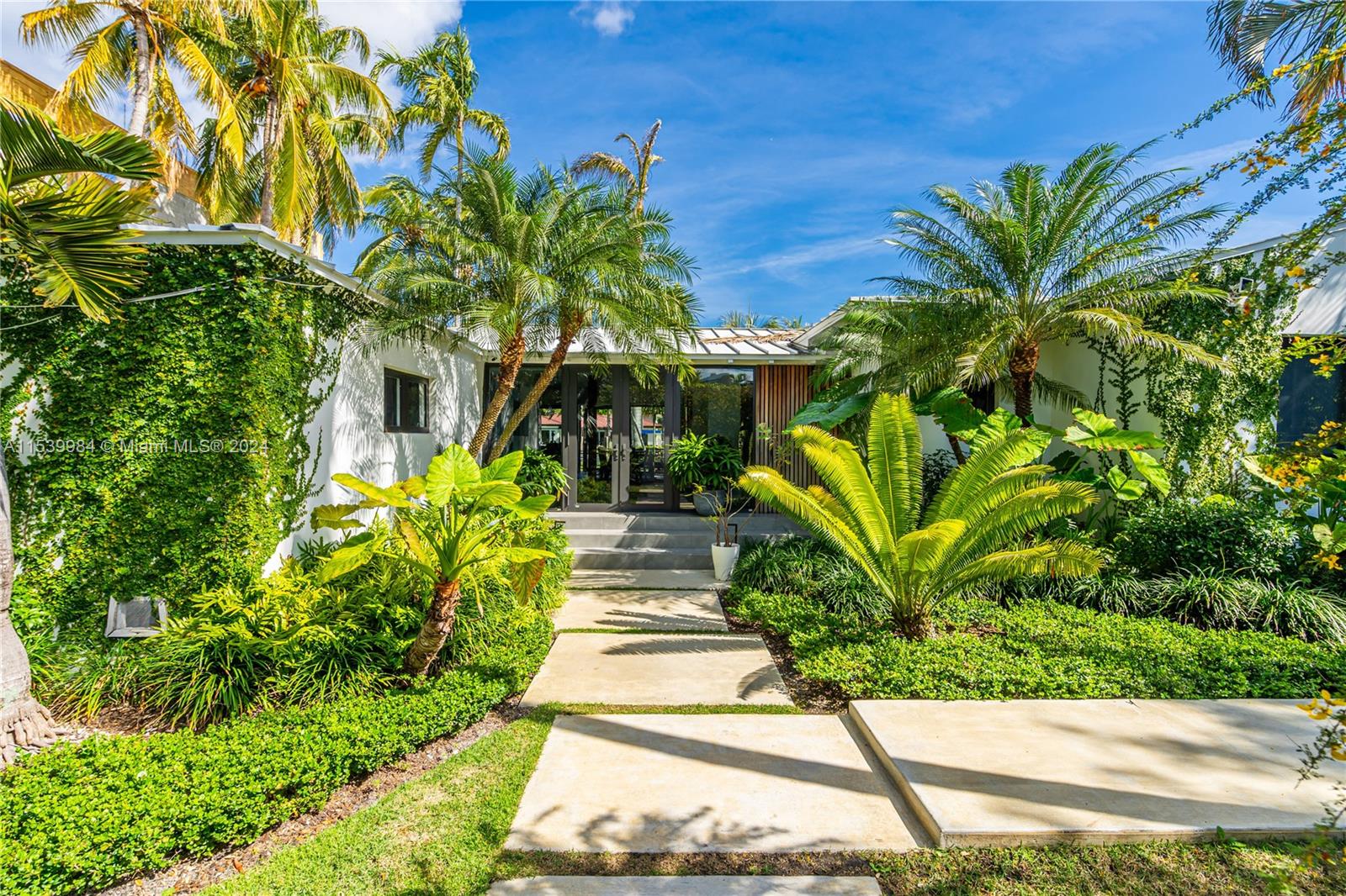 935 NE 75th St, Miami, Florida 33138, 3 Bedrooms Bedrooms, ,4 BathroomsBathrooms,Residentiallease,For Rent,935 NE 75th St,A11539984