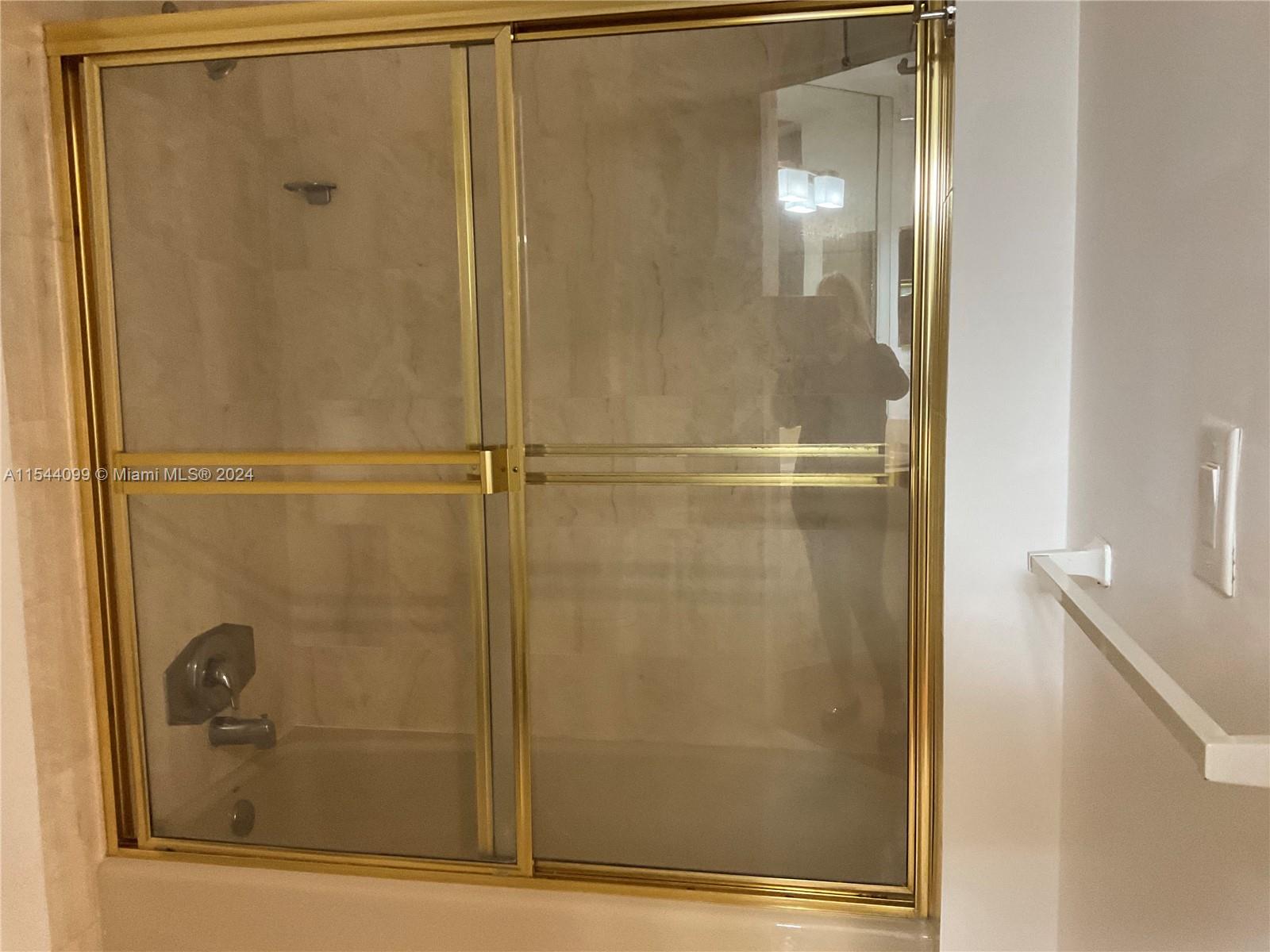 4000 Island Blvd, Aventura, FL, 33160 United States, 1 Bedroom Bedrooms, ,1 BathroomBathrooms,Residential,For Sale,Island Blvd,A11544099