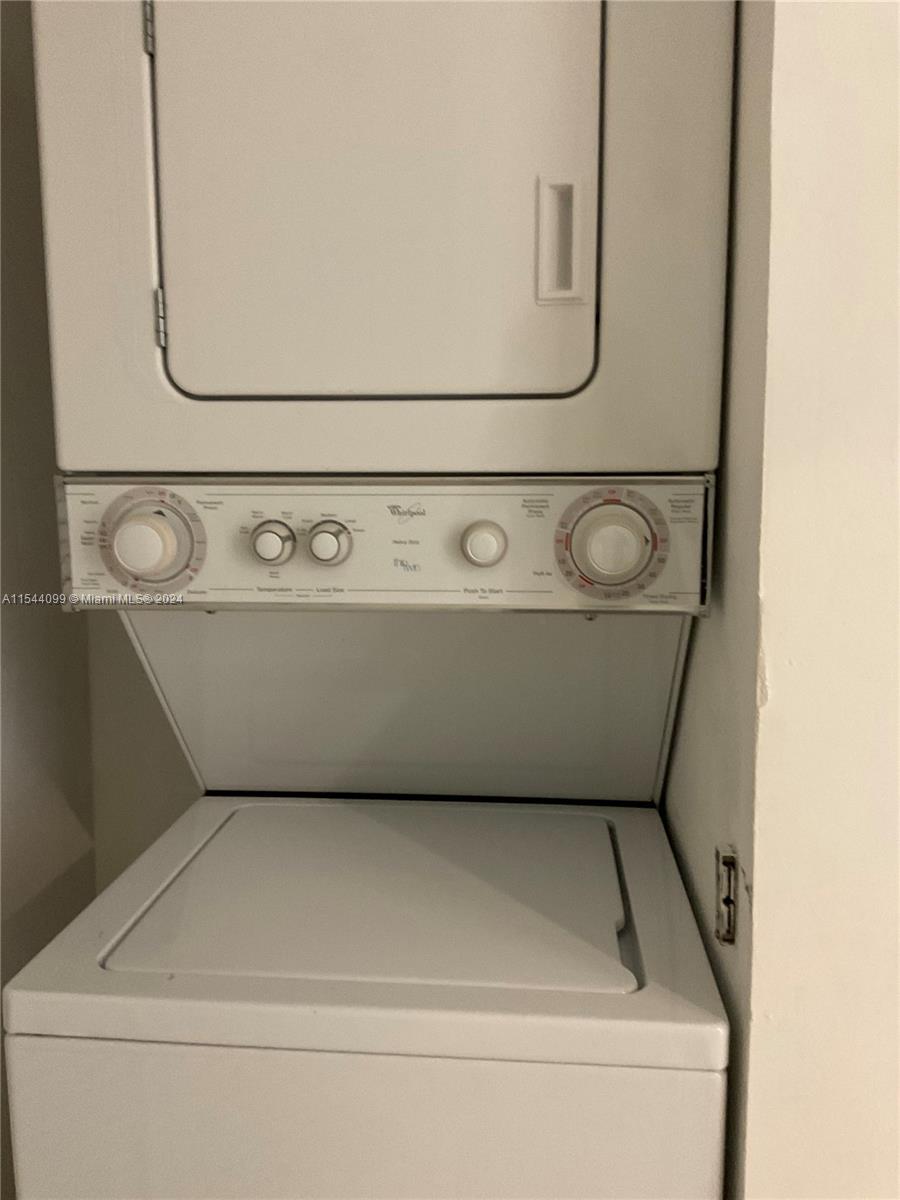 4000 Island Blvd, Aventura, FL, 33160 United States, 1 Bedroom Bedrooms, ,1 BathroomBathrooms,Residential,For Sale,Island Blvd,A11544099