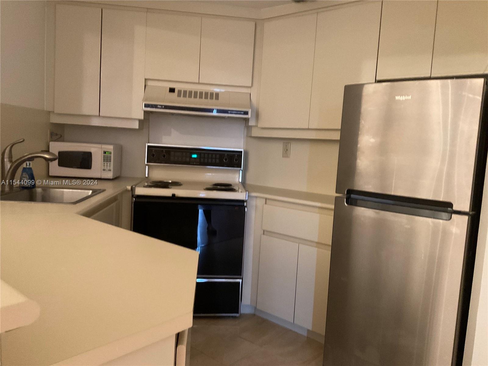 4000 Island Blvd, Aventura, FL, 33160 United States, 1 Bedroom Bedrooms, ,1 BathroomBathrooms,Residential,For Sale,Island Blvd,A11544099