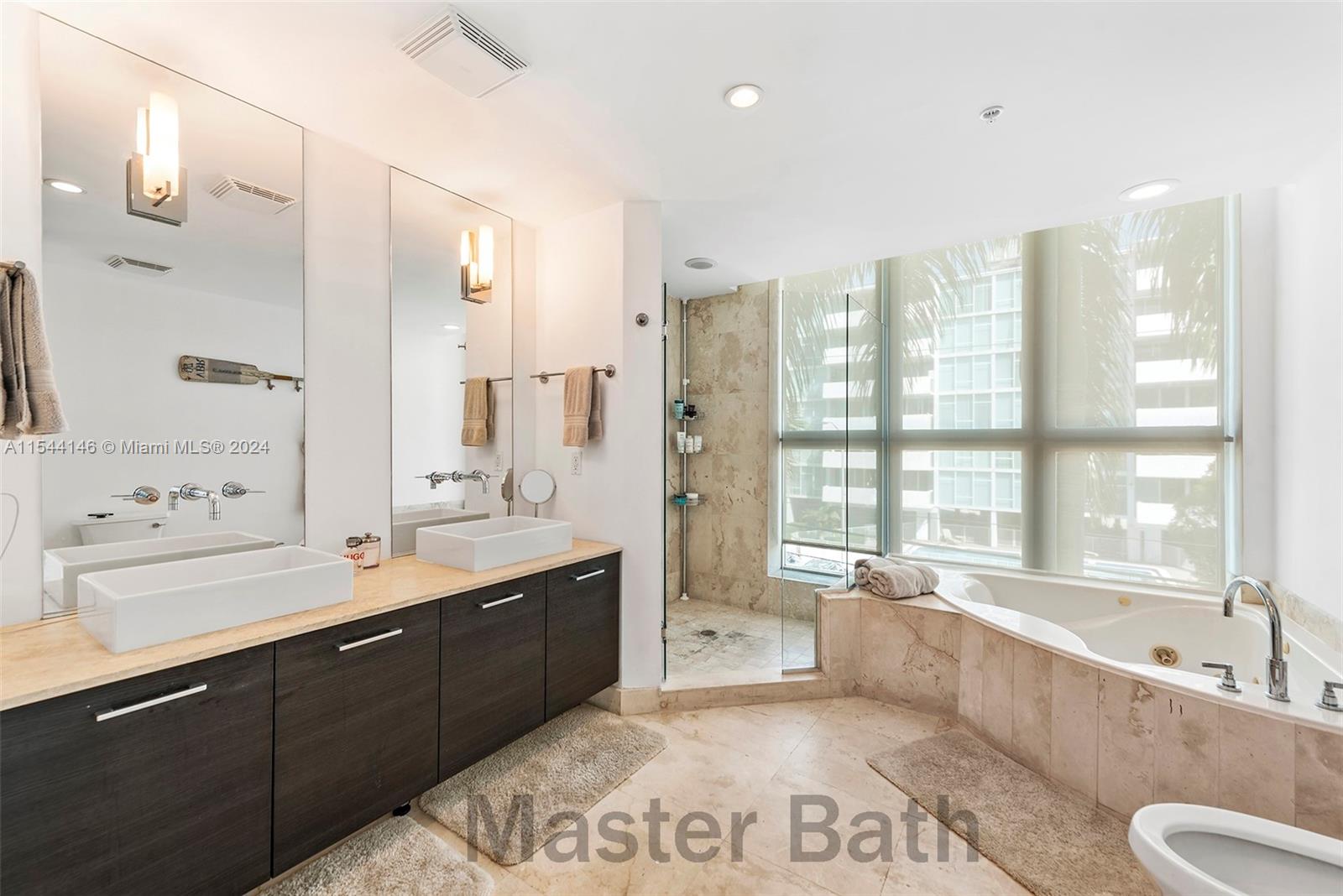 1910 Bay Dr 303, Miami Beach, Florida 33141, 2 Bedrooms Bedrooms, ,2 BathroomsBathrooms,Residential,For Sale,1910 Bay Dr 303,A11544146