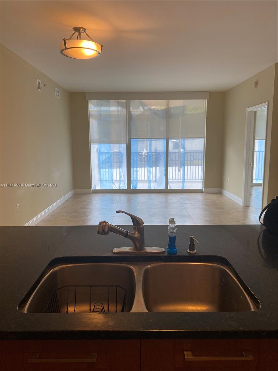 4100 Salzedo St 513, Coral Gables, Florida 33146, 2 Bedrooms Bedrooms, ,2 BathroomsBathrooms,Residential,For Sale,4100 Salzedo St 513,A11541492