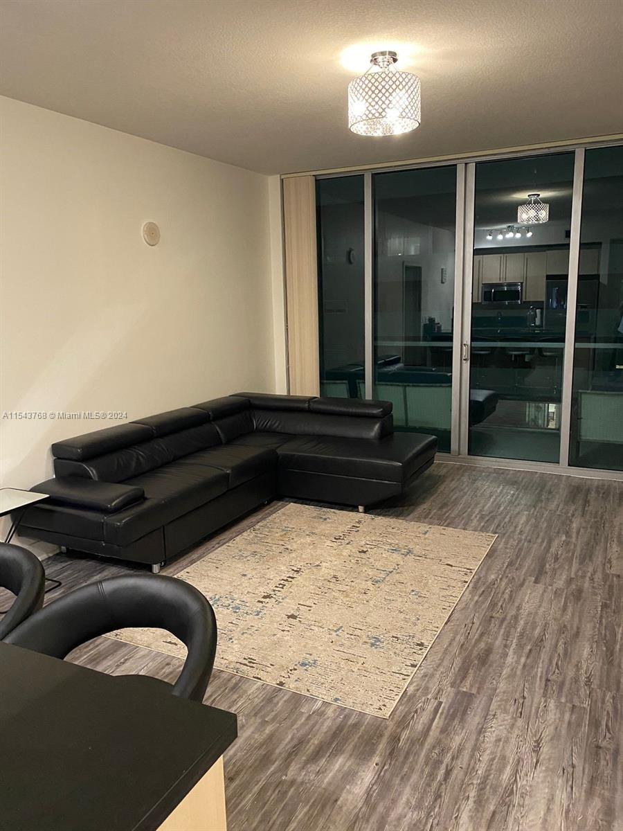 1111 SW 1st Ave 1422-N, Miami, Florida 33130, 2 Bedrooms Bedrooms, ,2 BathroomsBathrooms,Residentiallease,For Rent,1111 SW 1st Ave 1422-N,A11543768