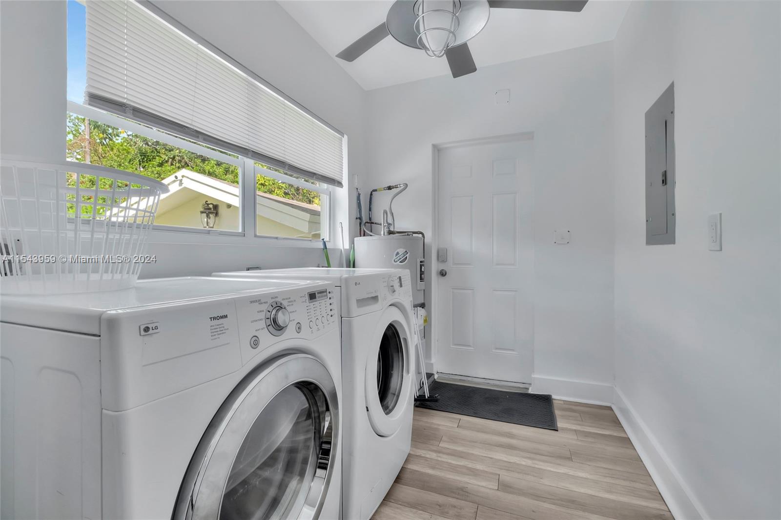 Miami, Florida 33127, 6 Bedrooms Bedrooms, ,3 BathroomsBathrooms,Residential,For Sale,A11543959