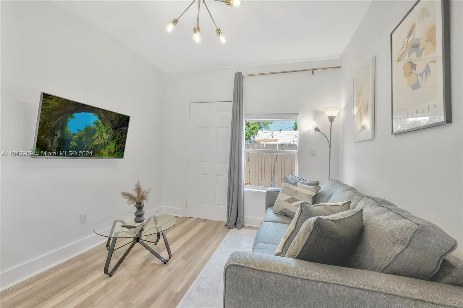 Miami, Florida 33127, 6 Bedrooms Bedrooms, ,3 BathroomsBathrooms,Residential,For Sale,A11543959