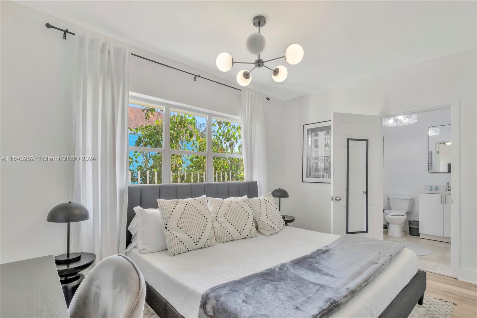 Miami, Florida 33127, 6 Bedrooms Bedrooms, ,3 BathroomsBathrooms,Residential,For Sale,A11543959