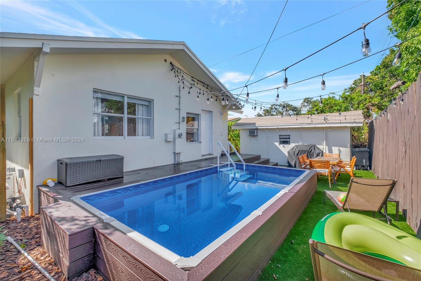 Miami, Florida 33127, 6 Bedrooms Bedrooms, ,3 BathroomsBathrooms,Residential,For Sale,A11543959