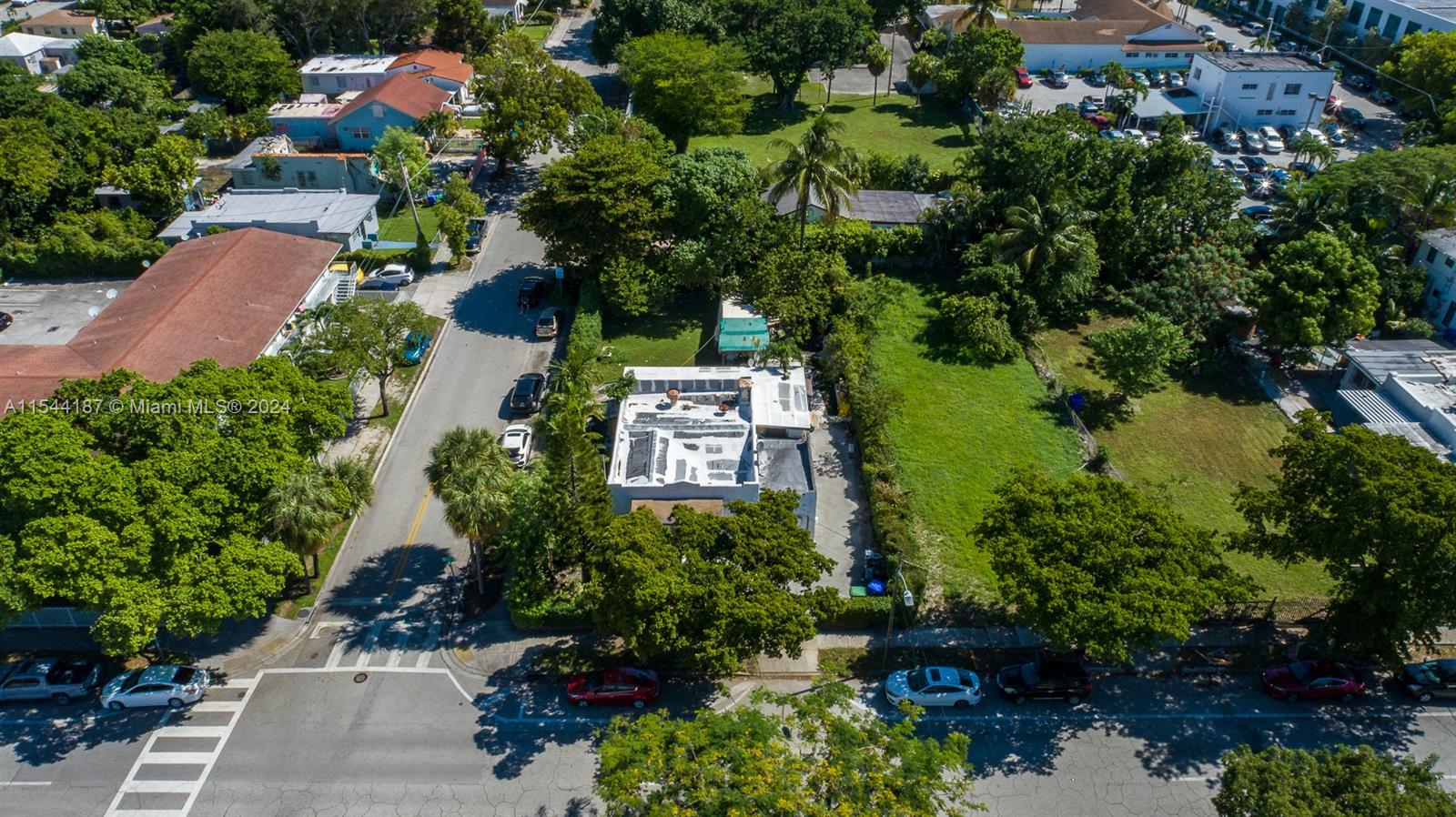 3055 NW 5th Ave, Miami, Florida 33127, 6 Bedrooms Bedrooms, ,3 BathroomsBathrooms,Residential,For Sale,3055 NW 5th Ave,A11544187