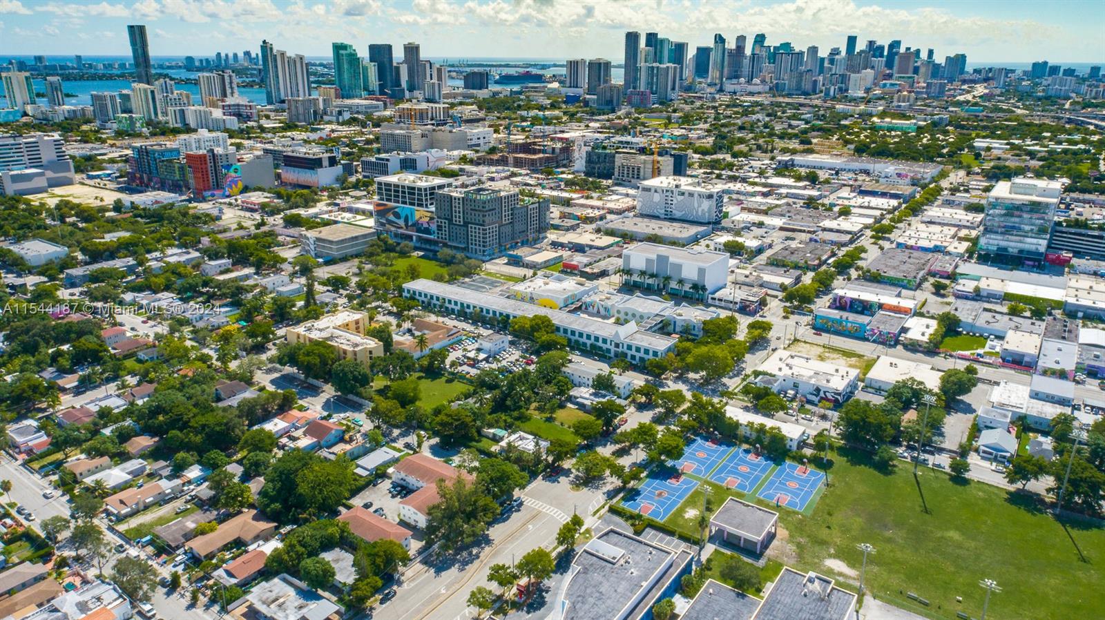 3055 NW 5th Ave, Miami, Florida 33127, 6 Bedrooms Bedrooms, ,3 BathroomsBathrooms,Residential,For Sale,3055 NW 5th Ave,A11544187